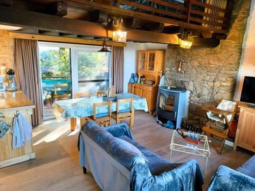 Blaimont Casa | Louloudia - Bonsoy Jaune 12 Blaimont - huis in het bos met mooi zicht en rustig gelegen