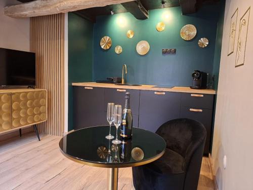 Betschdorf Apartamento | Love room Émeraude & Pièce Secrète