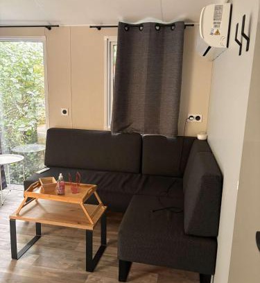 Henonville Chalet De Esquí | Love room