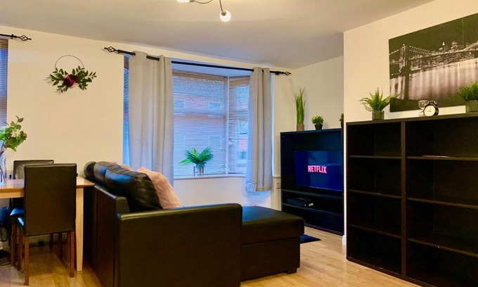 Erdington Apartamento | Lovely 2 bed Ground floor flat with free Parking