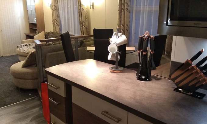 St George Cabina | Lovely 3-Bed Lodge in Towyn near Rhyl