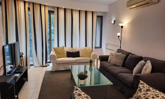 Nicosia Apartamento | Lovely 3 bedroom Apartment in Nicosia center