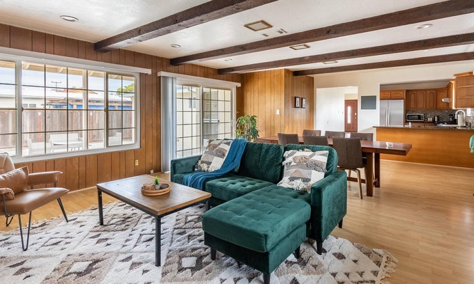 Newark Apartamento | Lovely 3BR Home in Newark + Pet-friendly