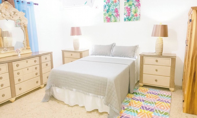 Windsor Castle Casa | 4 Bedroom House - Portland