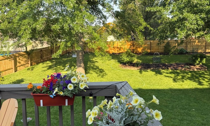 Waldron Casa | Lovely 4-bedroom house in Kansas City with AC for World Cup visitors only