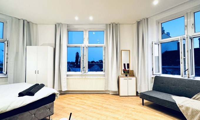 Liesing Apartamento | Lovely 4BR Apt; Near Kaufpark Alterlaa