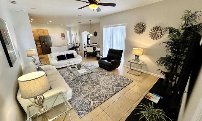 Highlands Reserve Casa | Lovely 5 Bed Pool Home with Game Room-618NHD