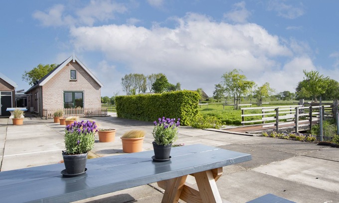Municipality of Alphen aan den Rijn Apartamento | Lovely apartment with a view over the meadows - Alphen aan den Rijn