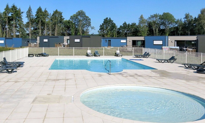 Malansac Casa | Acogedor apartamento en villa para 4 personas con WIFI, piscina, TV, terraza y mascotas permitida
