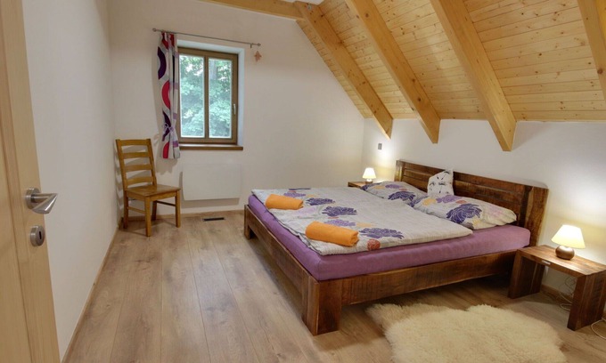 Tanvald Apartamento | Hermoso apartamento para 12 personas con WIFI, TV y terraza