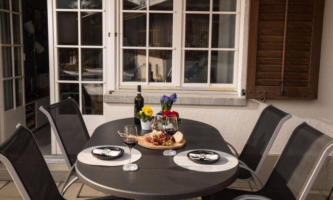 Feutersoey Apartamento | Hermoso apartamento para 4 personas con WIFI y balcón