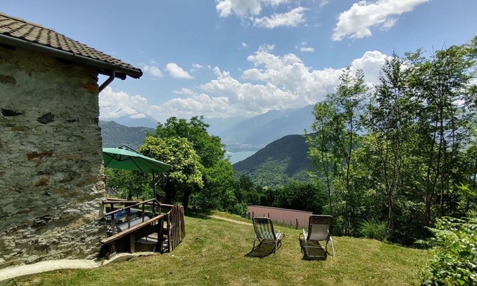 Peglio Apartamento | Acogedor apartamento para 3 personas con WIFI, TV, patio y mascotas permitida