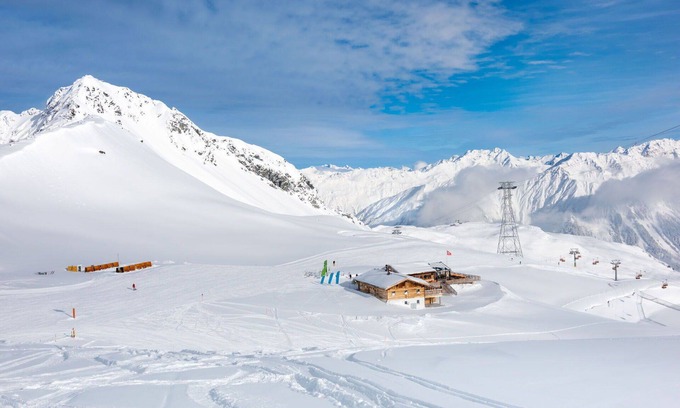 Davos-Dorf Apartamento | Acogedor apartamento para 4 personas con WIFI, TV y balcón