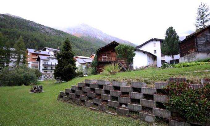 Saas-Fee Apartamento | Acogedor apartamento para 4 personas con WIFI, TV, balcón y mascotas permitida