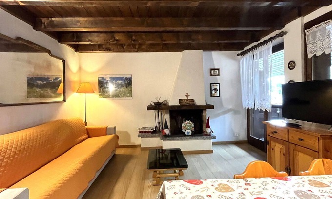 Giustino Apartamento | Acogedor apartamento para 6 personas con WIFI, TV y balcón