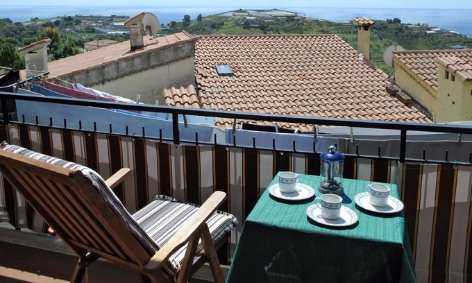 Pompeiana Apartamento | Acogedor apartamento para 2 personas con A/C, balcón y mascotas permitida