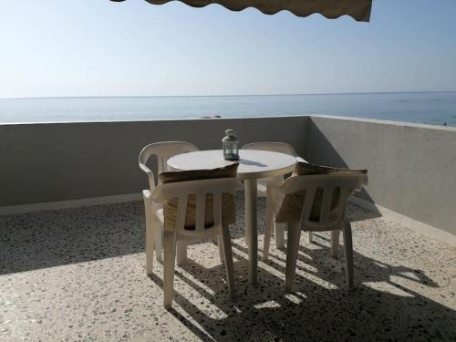 Katerini Apartamento | Lovely Beach Side Loft
