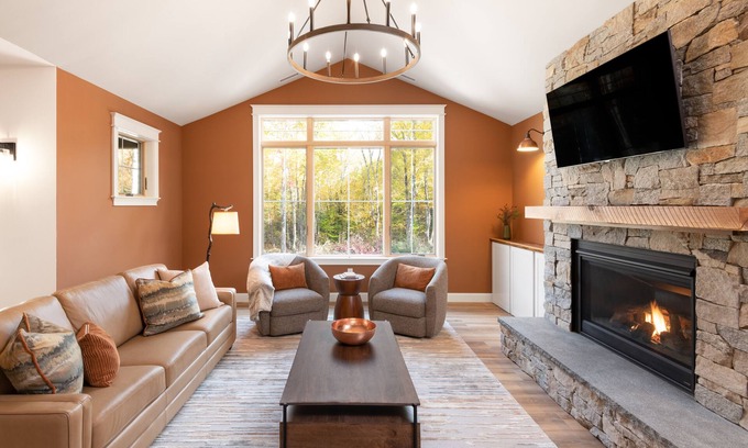 Sugar Hill Casa | Lovely brand new private home in the White Mountains!