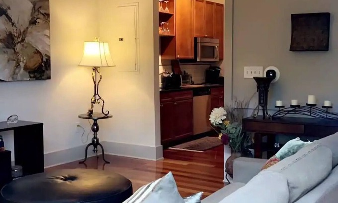 NoDa Condominio | Lovely Condo in the Very Heart of NoDA