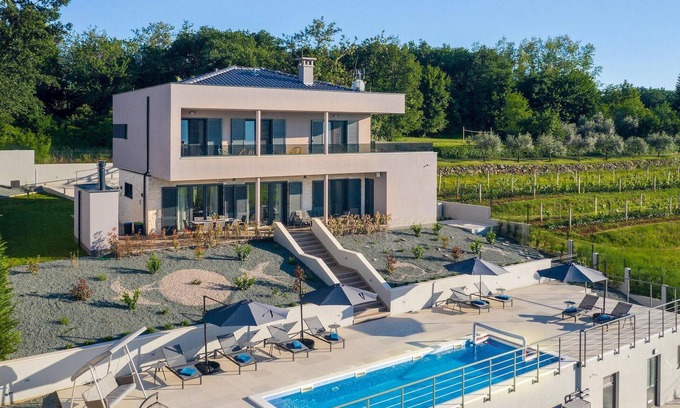 Sveta Nedelja Casa | Preciosa casa en Labin - Rabac