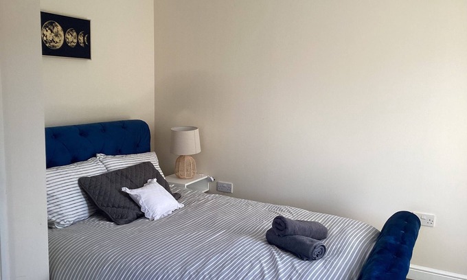 Chapeltown Casa | Lovely home4 contractors & family