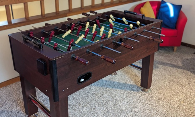 Lansing Condominio | Lovely Loft Retreat in Lansing -- Balcony & Game room. Near MSU and Downtown