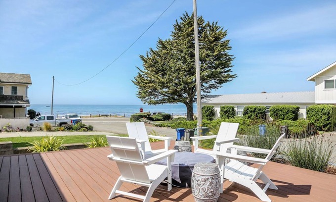 Shell Beach Casa | Lovely Shell Beach custom home w/ epic ocean views