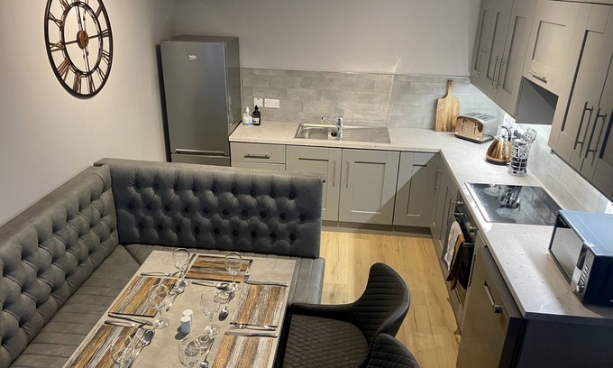 Strabane Apartamento | Lovely three-bedroom apartment in Strabane.