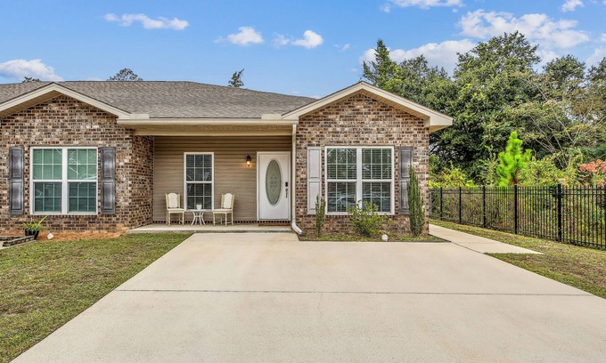 Florida Panhandle Casa | Lovely Town-home in Pensacola -