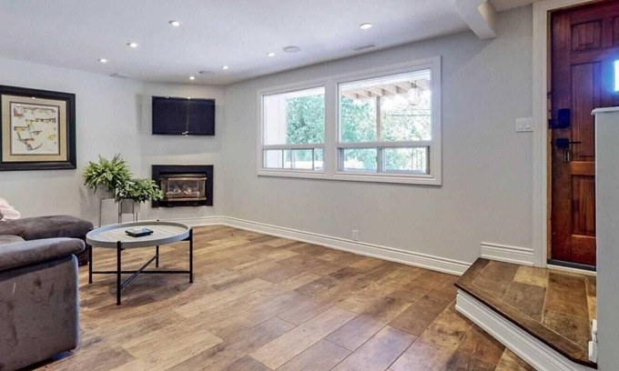 Whitchurch-Stouffville Casa | Lovely views, magnificent sunsets from inside, decks and dock