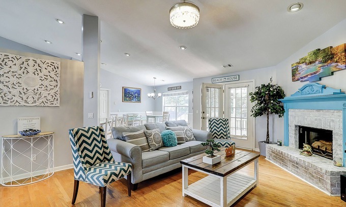 Savannah Apartamento | Lovely waterfront apartment on creek inlet with dock access - dog-friendly