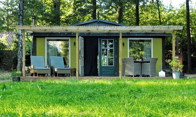 Arendonk Cabaña | Loving retreat in greenery.