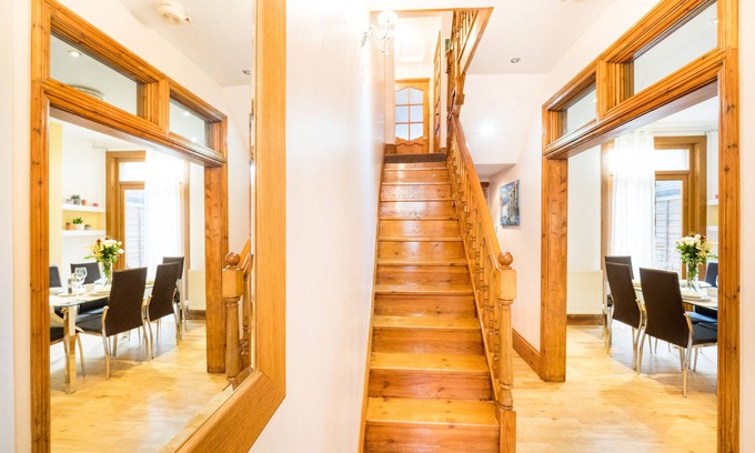 Forest Gate Casa | LT The Gate House 3 Bed-Casa-Confortable-Baño tipo “wet room”-Patio