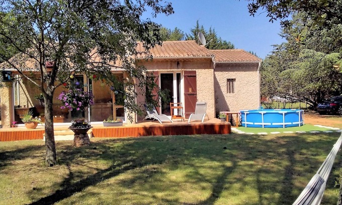 Merindol Casa | Casa unifamiliar, Luberon, 750 € / semana, jardín arbolado 1500m2 en monte bajo Provenza