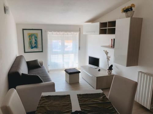 Nuoro Apartamento | Luis Apartment - Appartamento per single o coppia R7265