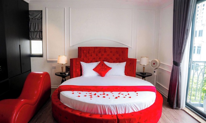 Ha Dong Hotel | Lumi Sky Hotel HN by BAY LUXURY