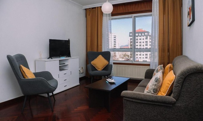 Coia Apartamento | Luminoso y cómodo con parking by CABANA Rentals