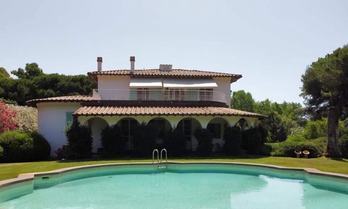 Orbetello Villa | Lussuosa villa con piscina, immersa nella maremma Toscana.
