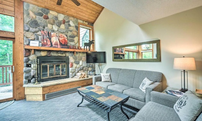 Lutsen Casa | Lutsen Mountains Retreat with Resort Amenities!