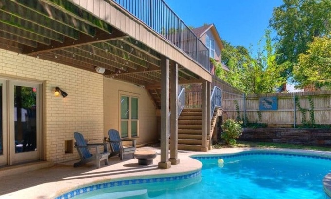 South Tulsa Casa | Lux 4Bed Contemporary Pool Oasis