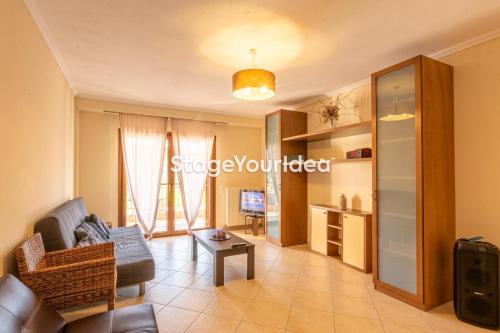 Thermi Apartamento | Lux apartment - one bedroom , living room , kitchen , bathroom - for 1 to 7 people, also for parties & gatherings up to 25 people, only 15 minutes from Thessaloniki city center and 8' minutes from Thessaloniki airport