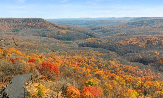 Harrison Cabina | Lux Cabin Mountain Escape - Scenic Views, River, Hiking, Kayaking
