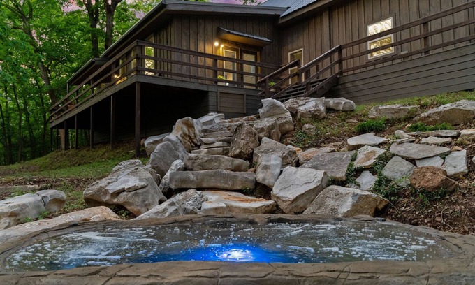 Marshall Casa | Lux Family Lodge Boulder H/T Near Buffalo River