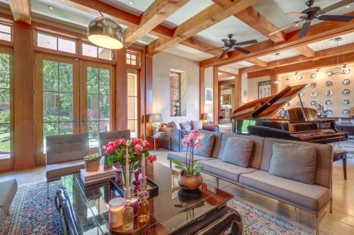 South Capitol Casa | Luxe and Stylish Santa Fe Home Rental Near Downtown!