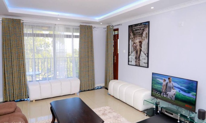 Meru Apartamento | Luxe Furnished Premium Unit