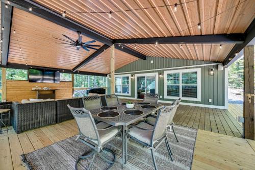 Cub Run Casa | Luxe Kentucky Cabin Rental about 36 Mi to Mammoth Cave