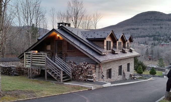 Hunter Apartamento | Luxe Loft apartment with Hunter mtn. views on private estate.