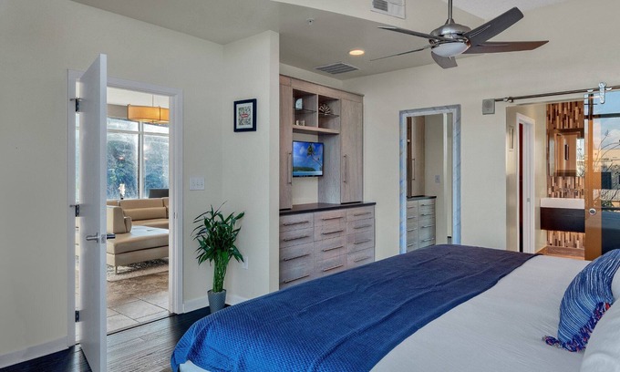 South Eola Apartamento | LUJOSO APARTAMENTO DE 3 DORMITORIOS EN EL CENTRO DE ORLANDO