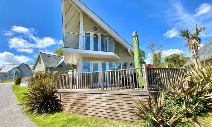 St Austell Casa | Luxurious 4 Bedroom New England Style Villa - Trewhiddle Villa 30