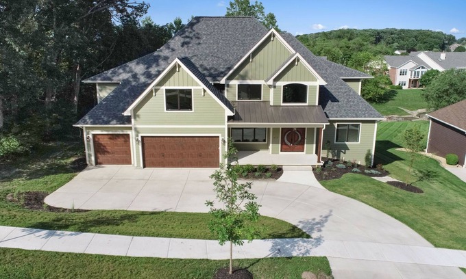 Crown Point Casa | Luxurious 7000 SqFt Mansion, Chef’s Kitchen, 800 SqFt Deck, 1200 SqFt Patio